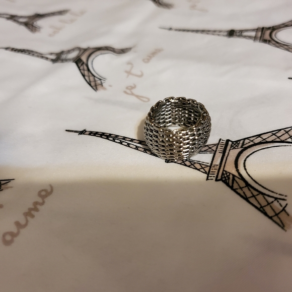 Ring - Picture 4 of 4